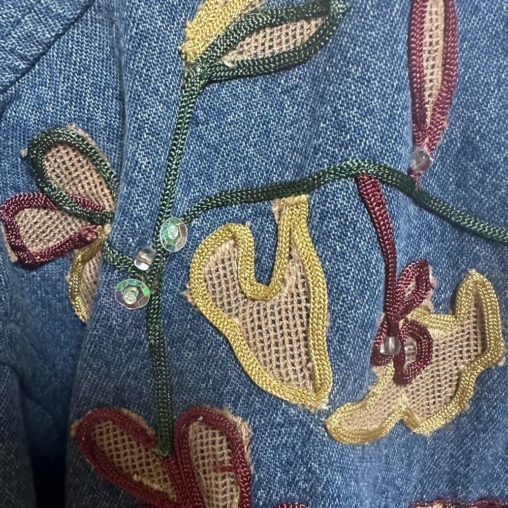 Beautiful One Hanes‎ denim jacket embroidery with sequins embellished sz L - Picture 6 of 12
